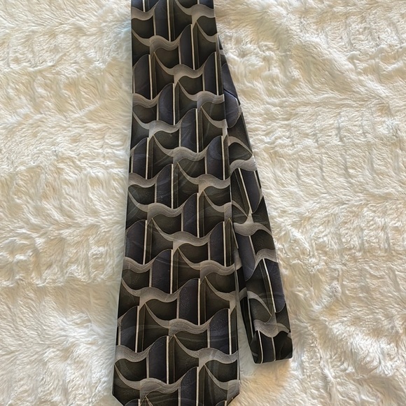Nubio Exculsivo Vintage 100% Silk Tie - Picture 1 of 4